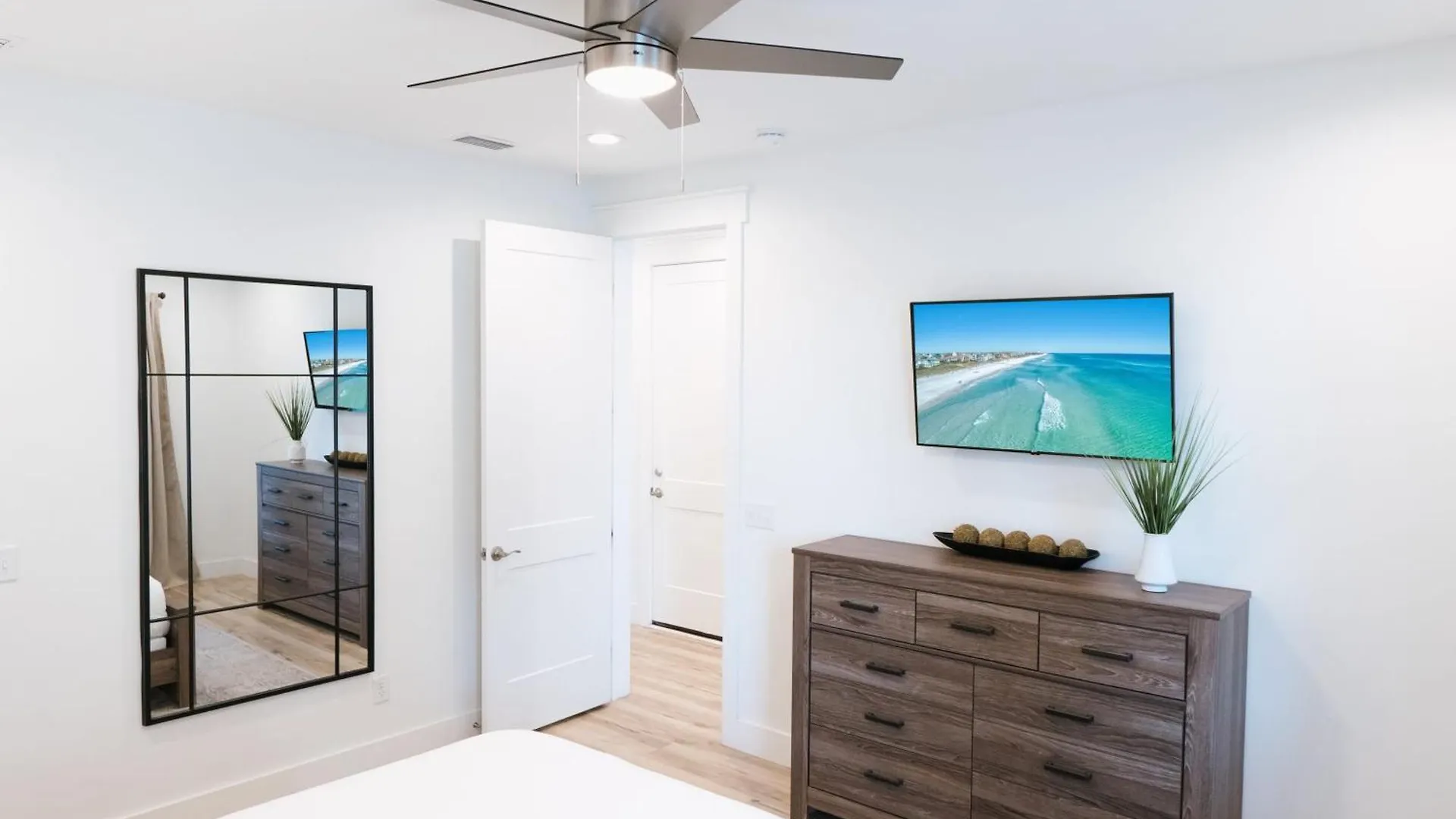 Enclave At Lyndell Lane By Avantstay Private Pool Panama City Beach 0*,  United States